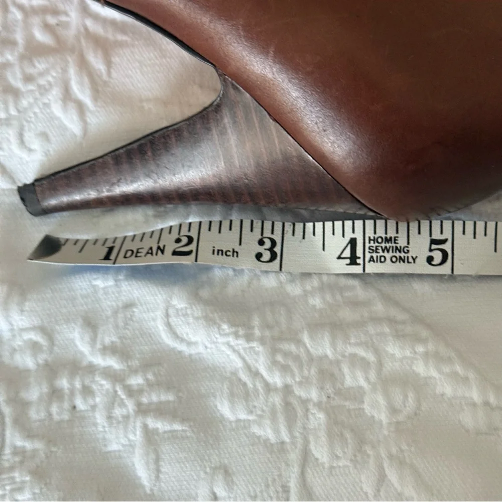 ALDO Cleophilia Brown Leather Ruched Ankle Bootie Boots size 8.5